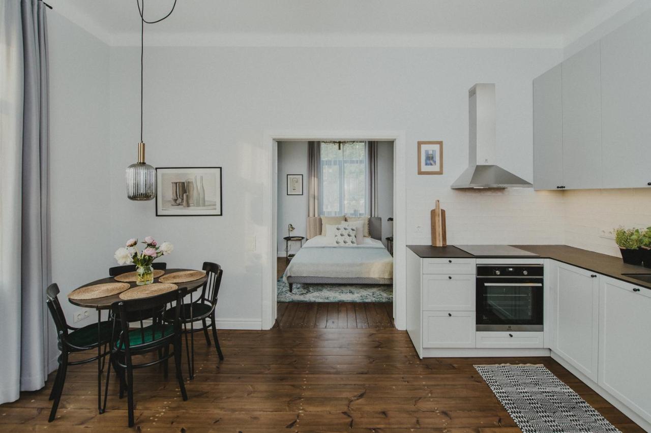 Cozy Apartment Near Zalgirio Arena By Urban Rent Kaunas Exterior photo