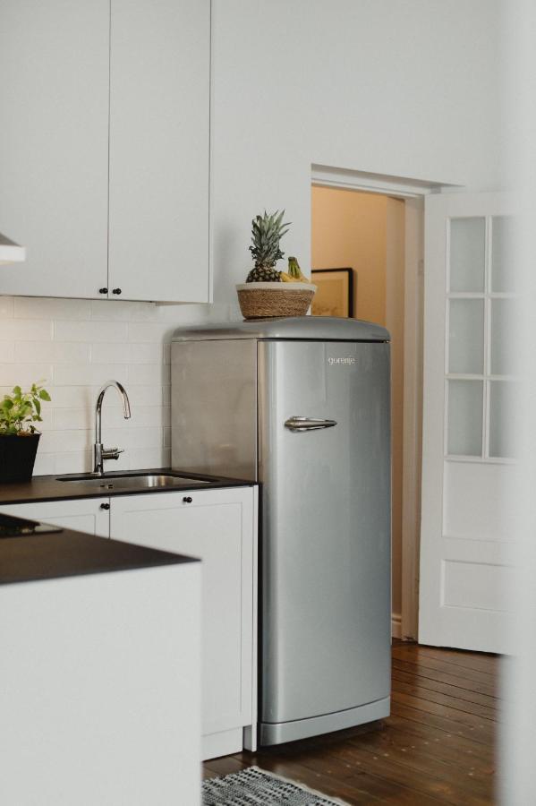Cozy Apartment Near Zalgirio Arena By Urban Rent Kaunas Exterior photo
